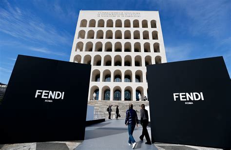 fendi 饭团|Fendi italy.